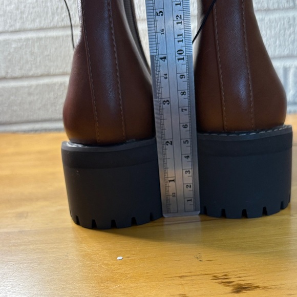 Lane Bryant Dream Cloud Faux-Leather Chelsea Bootie Women's 8W Cognac NEW Chunky - Picture 4 of 10